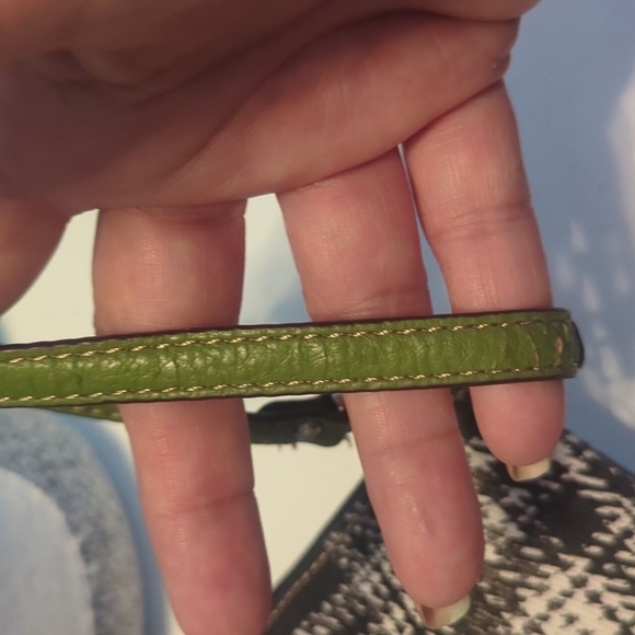 Tignanello Wristlet Canvas / Wallet / Black Plaid Green Leather Strap & Trim - Picture 5 of 8